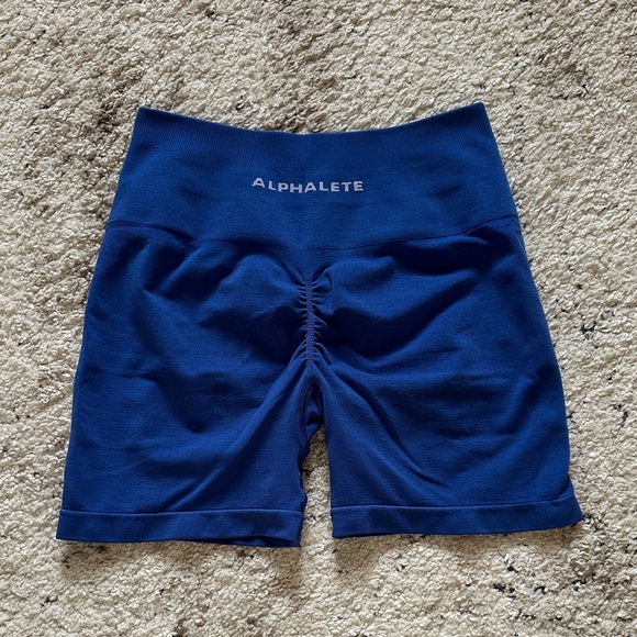 Alphalete Amplify Shorts - Picture 1 of 3